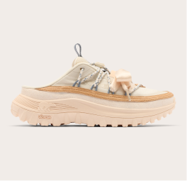 Callsign™ Mule in White Peach and Chalk